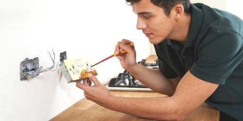 stopcontacten plaatsen in @city